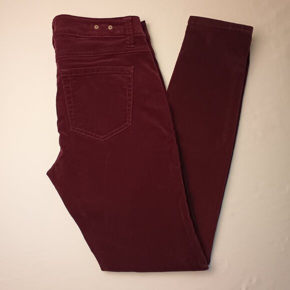 Cabi Jeans Corduroy Size 4 Low Rise Skinny Leg Burgundy Wine Color - Picture 1 of 9